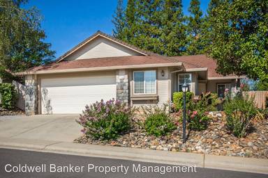 Main picture of 1168 Golden Gate Trl