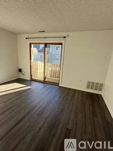 Main picture of 1109 Ravens Crest Dr