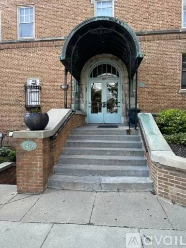 Main picture of 7416 Harwood Ave