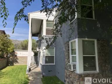 Main picture of 1840 Scott Rd