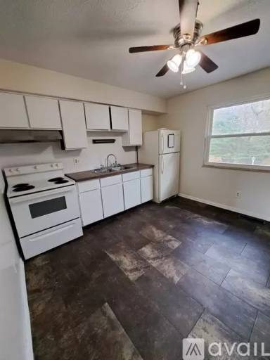Main picture of 2441 45th St NW