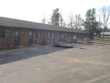 Main picture of 2851 Chestnut Dr