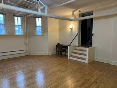 Main picture of 1200 E Madison Park