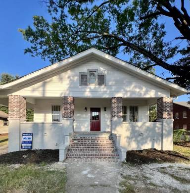 Main picture of 2806 N Chamberlain Ave