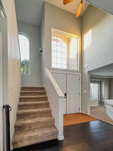 Main picture of 13723 37th Ave W