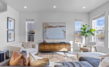 Main picture of 488 W Greenstone Pl