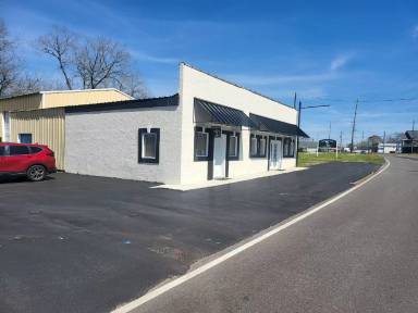 Main picture of 807 S Main St