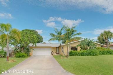 Main picture of 1214 Seminole Dr
