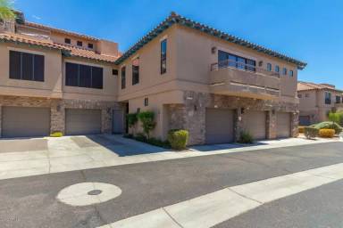 Main picture of La Verne Condominium