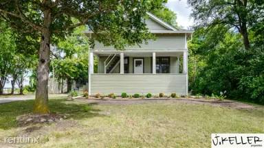 Main picture of 2455 S Main St