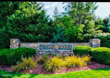 Main picture of 1392 Four Seasons Dr