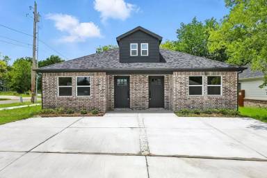 Main picture of 3206 Sayle St