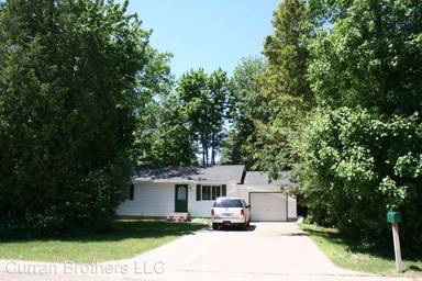 Main picture of 2031 Van Evera Ave