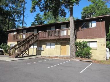 Main picture of 510 SW 69th St