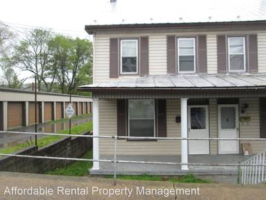 Main picture of 109 W High St