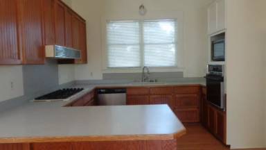 Main picture of 3232 S Walton Ave