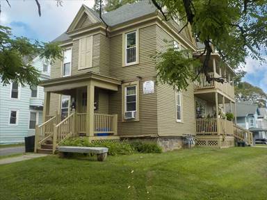 Main picture of 107 Dell St