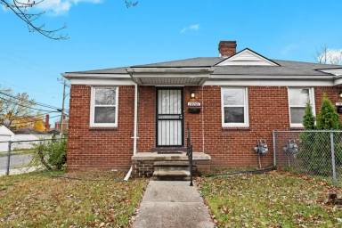 Main picture of 19701 Schaefer Hwy