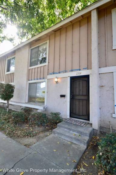 Main picture of 2308 Mohican Ave