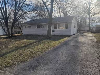 Main picture of 302 Marion St