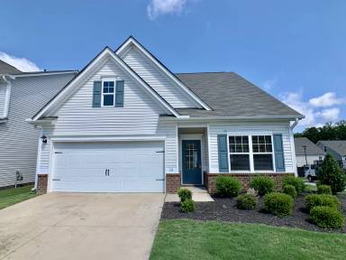 Main picture of 10 Wrenwood Dr