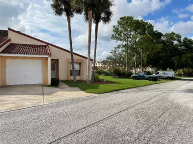 Main picture of 733 Carpenters Way