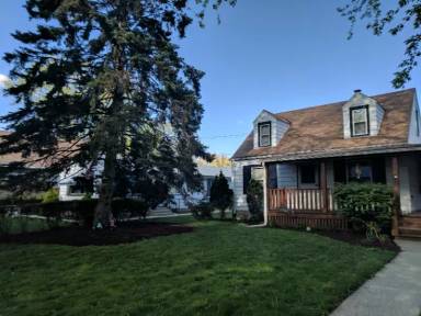 Main picture of 642 S 64th St