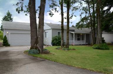 Main picture of 423 Idylwood Dr SE