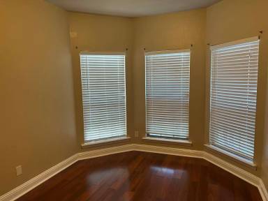 Main picture of 3008 Notsram Ct