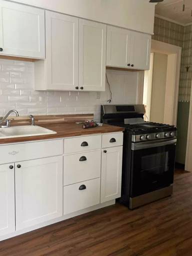 Main picture of 349 Division St