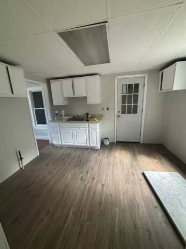 Main picture of 203 Parsons Ave