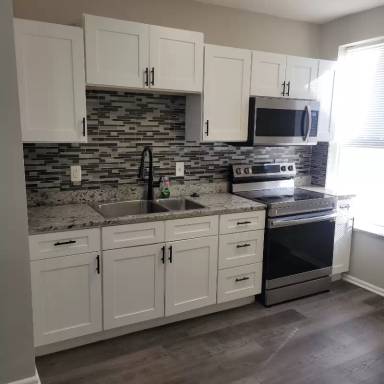 Main picture of 3962 Evans Ave