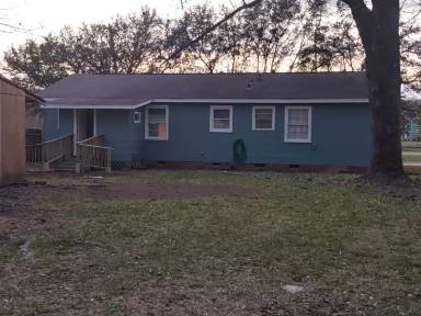 Main picture of 5644 Highland Dr