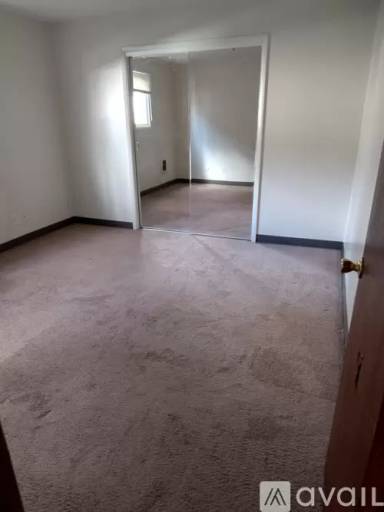 Main picture of 1412 W 11th Ave
