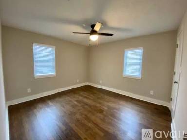Main picture of 1306 Virginia Ave