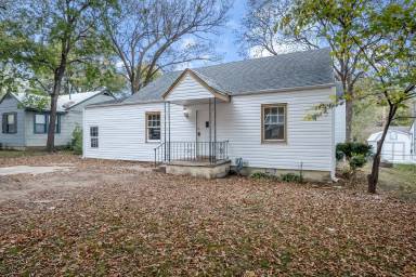 Main picture of 4537 E 5th Pl