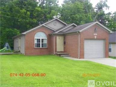 Main picture of 105 Turnberry Dr