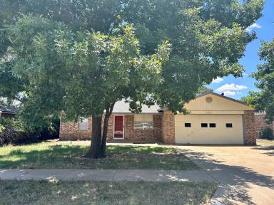 Main picture of 2205 84th St