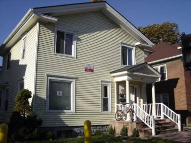 Main picture of 430 Packard St