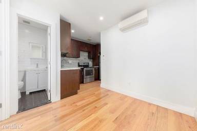 Main picture of 1043 Thomas S Boyland St