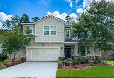 Main picture of 2444 Raptor Rd