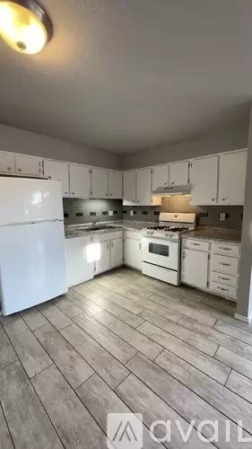 Main picture of 10822 Ivanhoe Dr