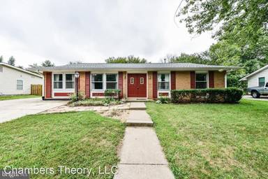 Main picture of 310 E Staunton Ave