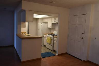 Main picture of 424 Oak St