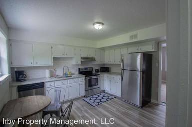 Main picture of 12170 Oakdale Ave