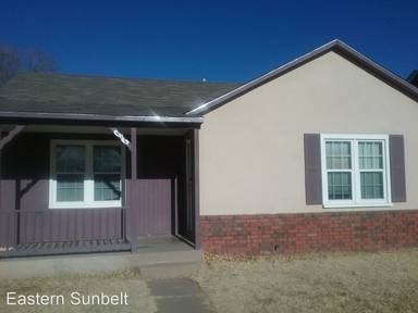 Main picture of 913 S Avenue A