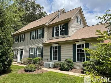 Main picture of 23 Ludlow Ct