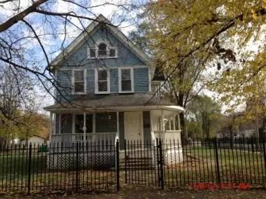 Main picture of 422 Gardner St