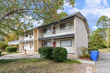 Main picture of 605 Law Rd