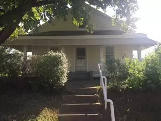 Main picture of 330 S Market St